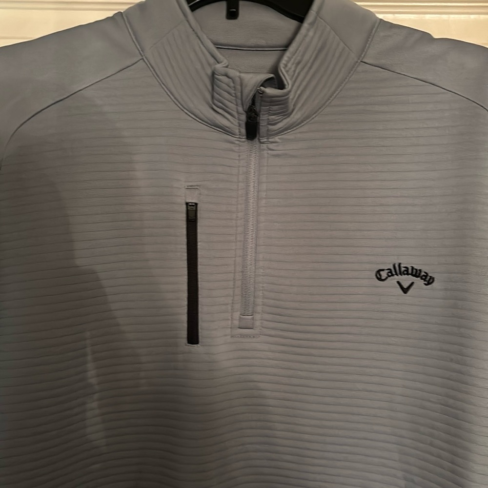 Gray 1/4 zip Calloway pullover